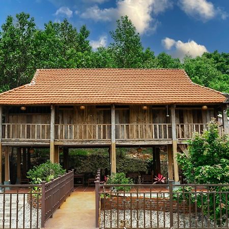 The Loli Hill Homestay Нин Бин Екстериор снимка