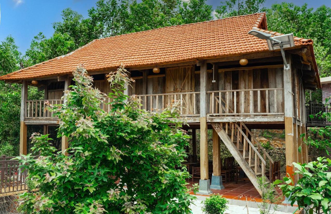 The Loli Hill Homestay Нин Бин Екстериор снимка